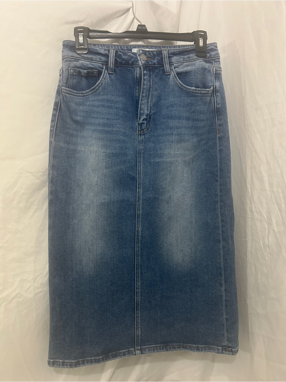 Vervet Blue Women Size S Midi Denim Skirt Medium Wash Stretch Front Seam